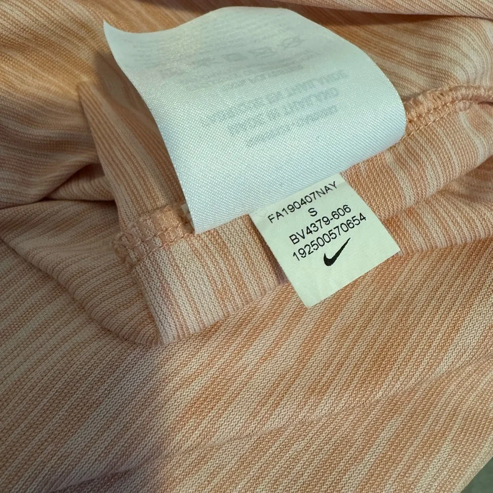 Nike Women's Pink Tank Top